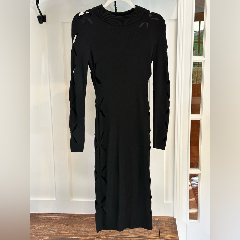 Bodycon midi cut out sweater dress